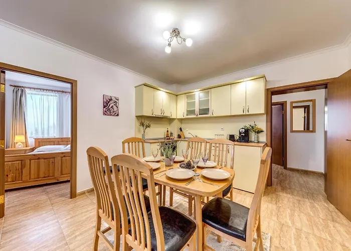 Alpine Haven 2-bedroom Escape, By Flat Mаnager